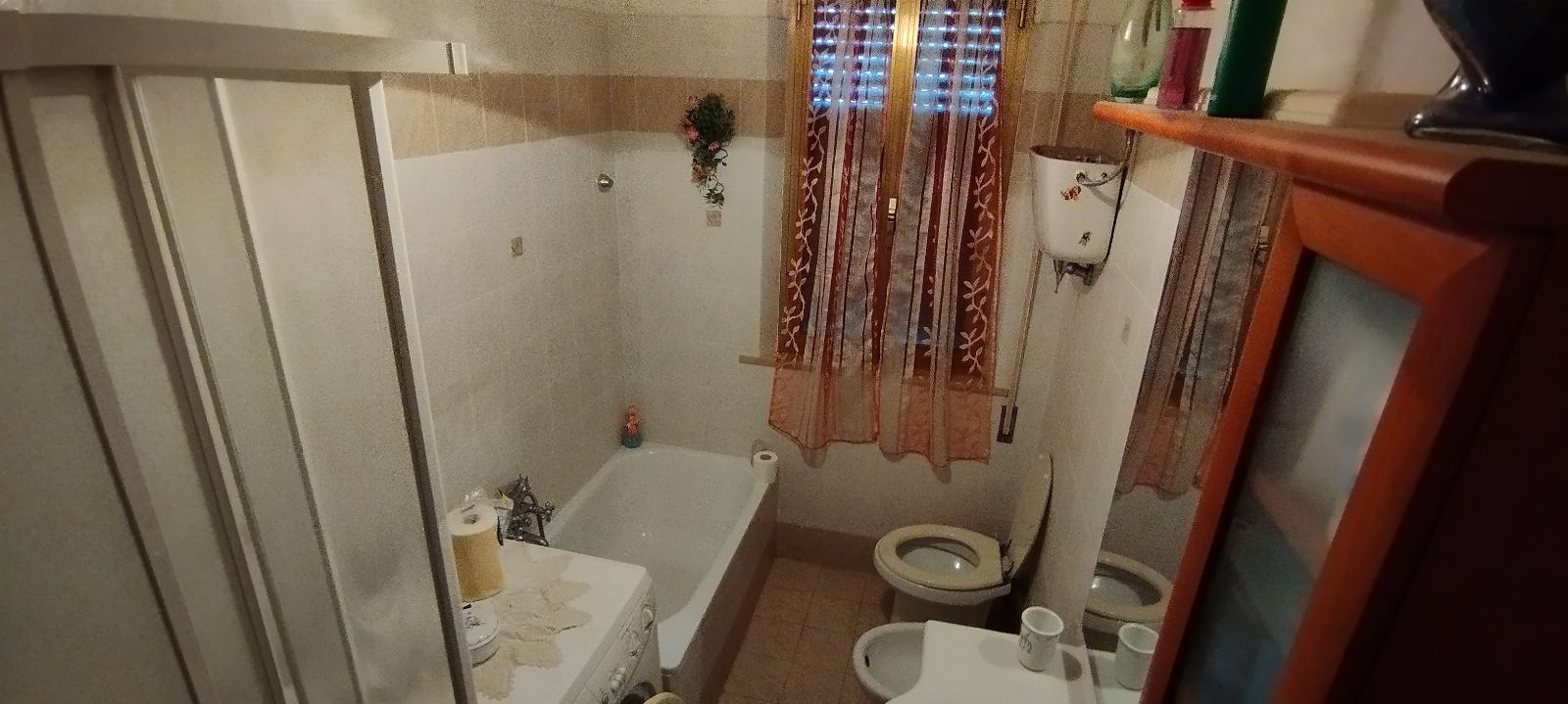 asta Complesso Commerciale a Cortona AR 00081