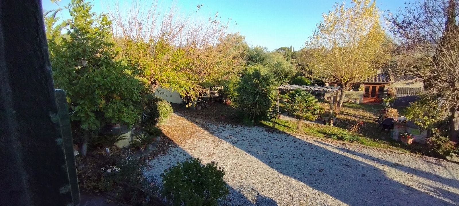 Abitazione con annessi e terreno a Cortona (AR) - LOTTO 1
