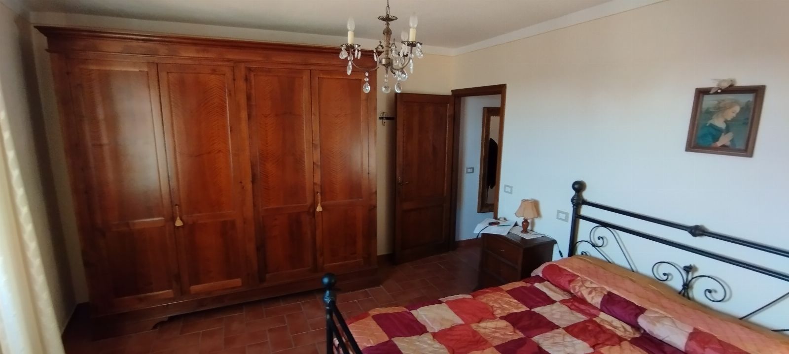 Abitazione con annessi e terreno a Cortona (AR) - LOTTO 1