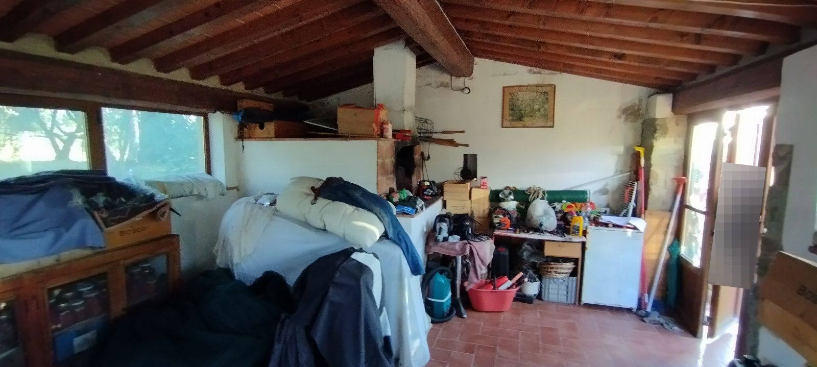 Abitazione con annessi e terreno a Cortona (AR) - LOTTO 1