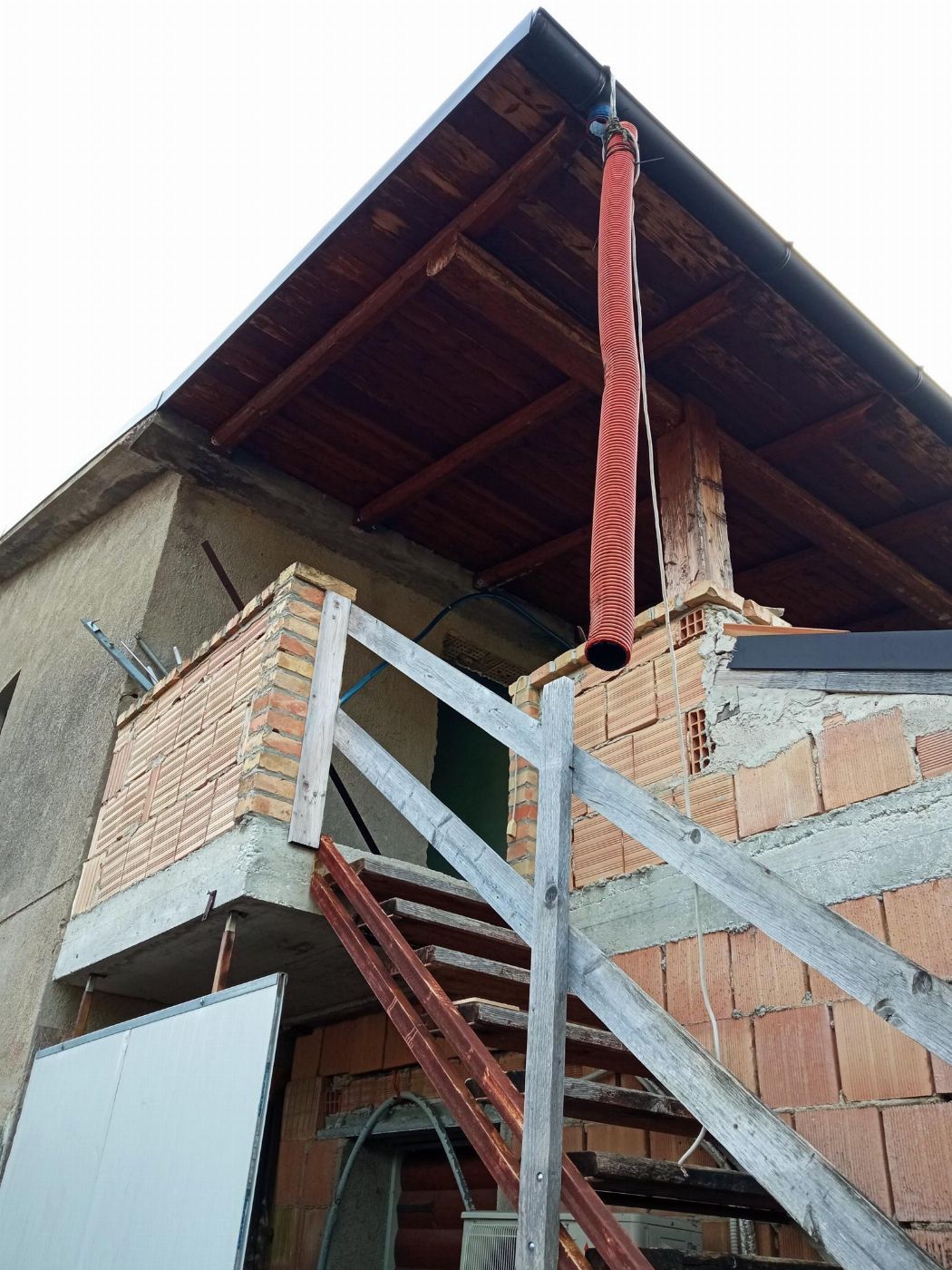 Strutura destinada a agriturismo a Torricela Sicura (TE)