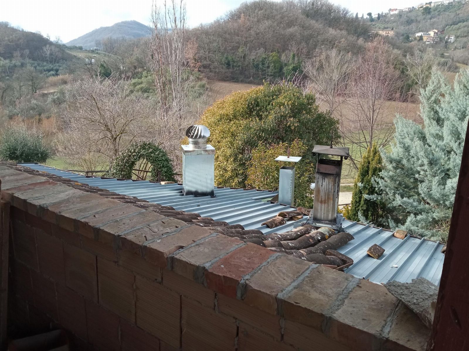 Strutura destinada a agriturismo a Torricela Sicura (TE)