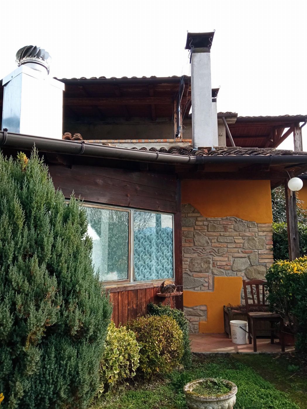 Strutura destinada a agriturismo a Torricela Sicura (TE)