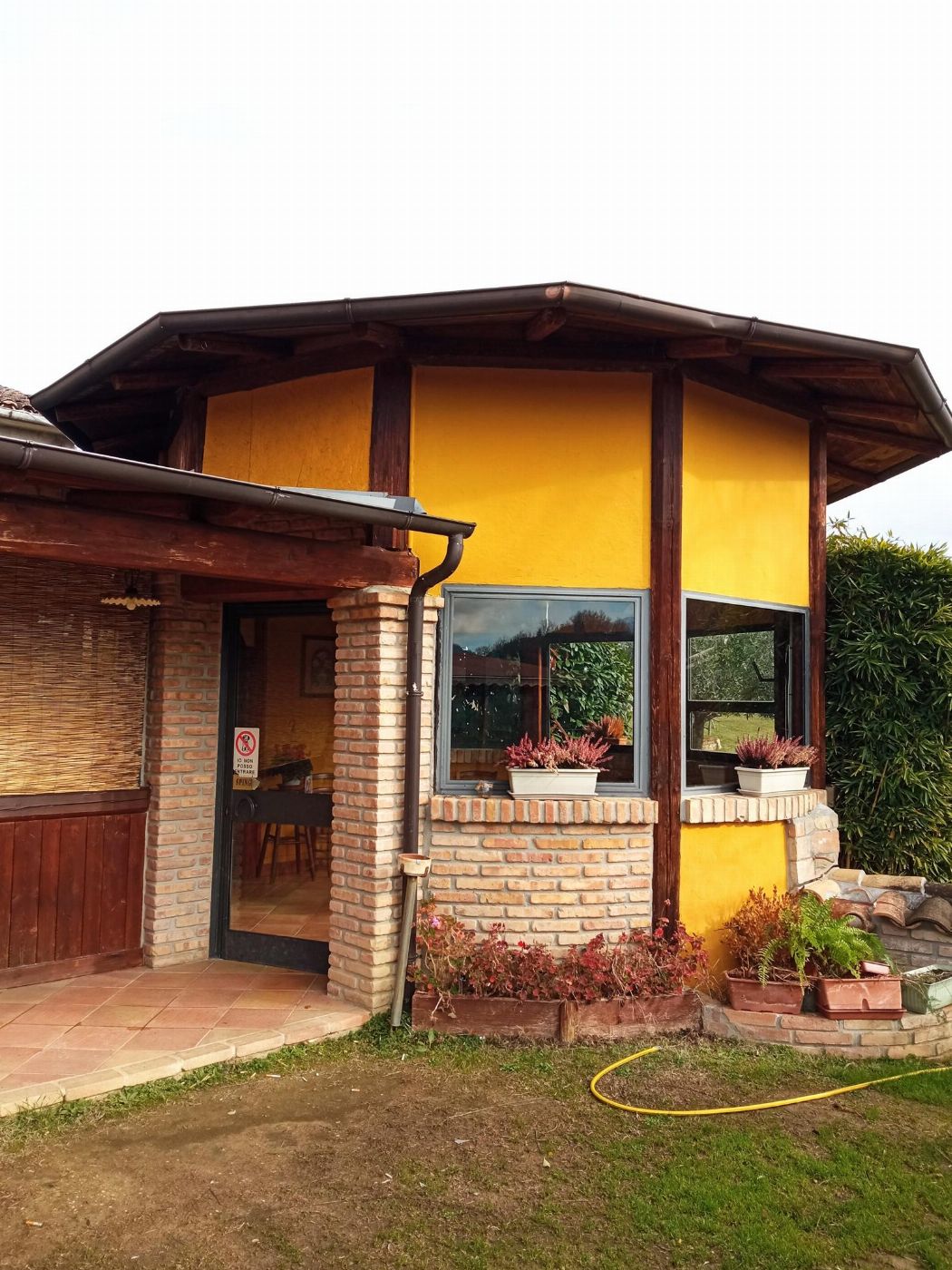 Strutura destinada a agriturismo a Torricela Sicura (TE)