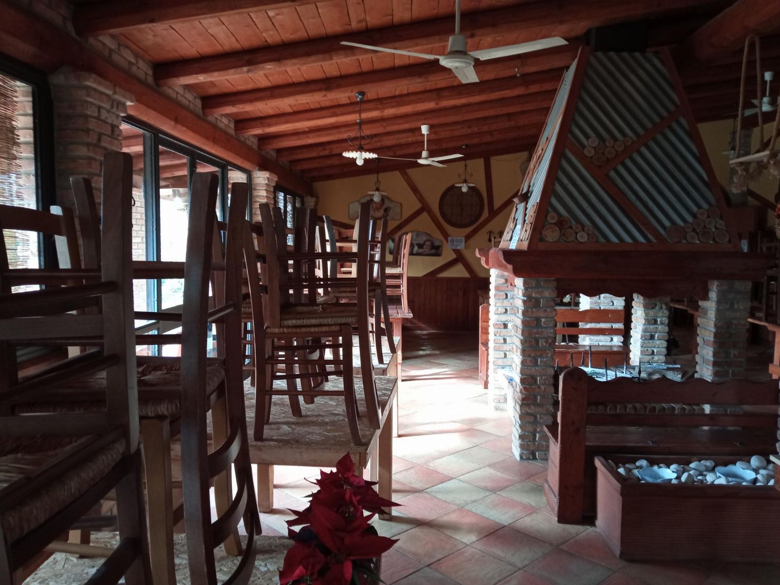 Strutura destinada a agriturismo a Torricela Sicura (TE)
