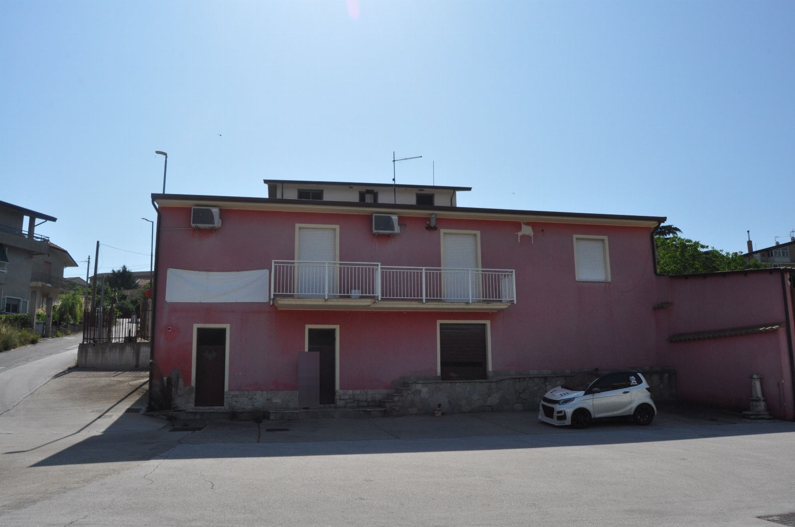 asta Complesso Commerciale a Montecalvo Irpino AV 00007 asta Complesso Commerciale a Montecalvo Irpino AV 00007
