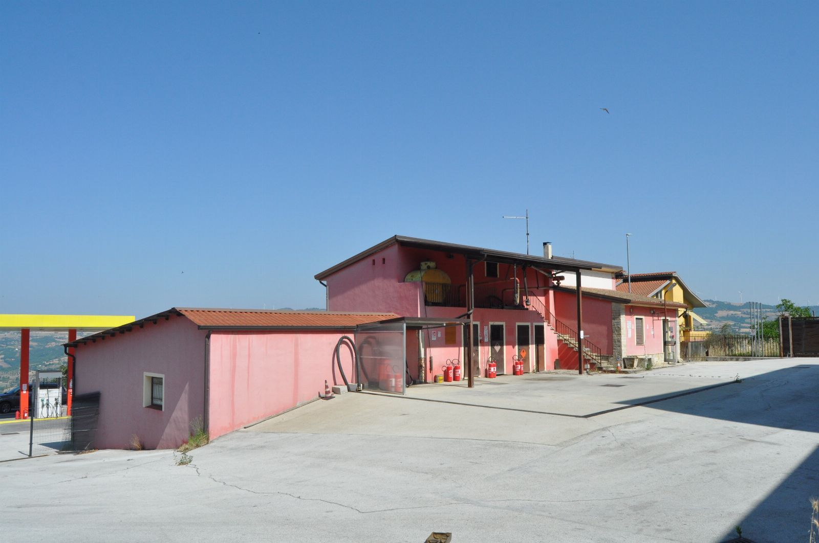 asta Complesso Commerciale a Montecalvo Irpino AV 00012 asta Complesso Commerciale a Montecalvo Irpino AV 00012