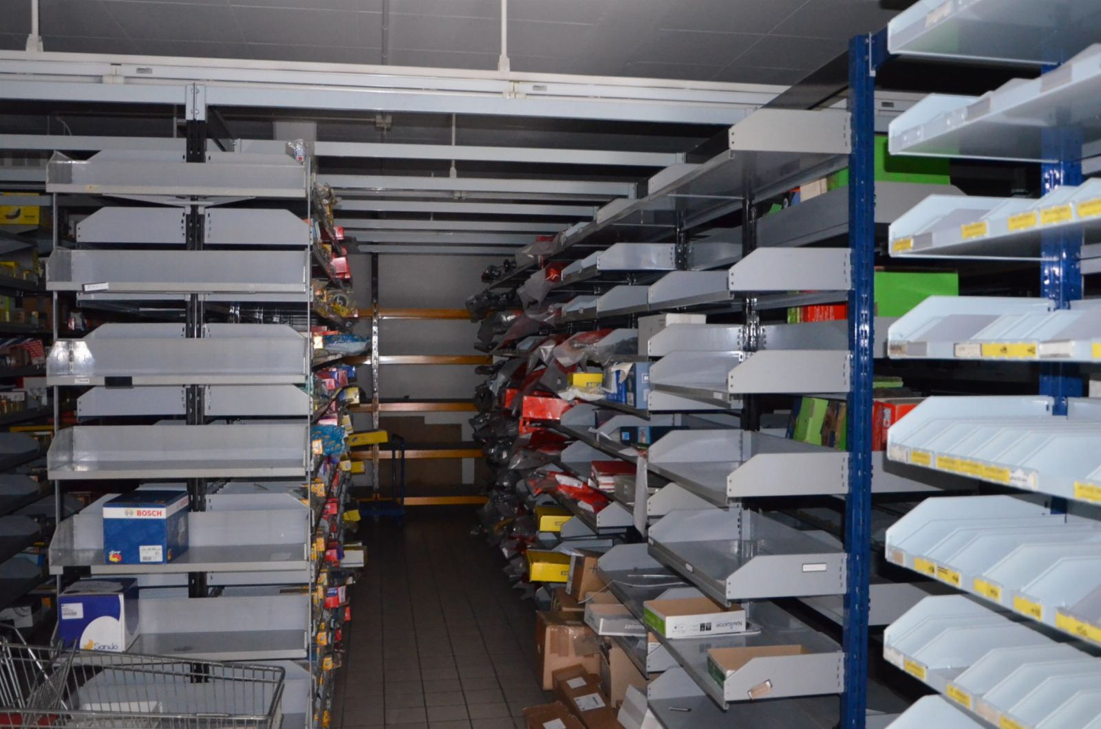 asta Magazzino a Trieste 00008 asta Magazzino a Trieste 00008