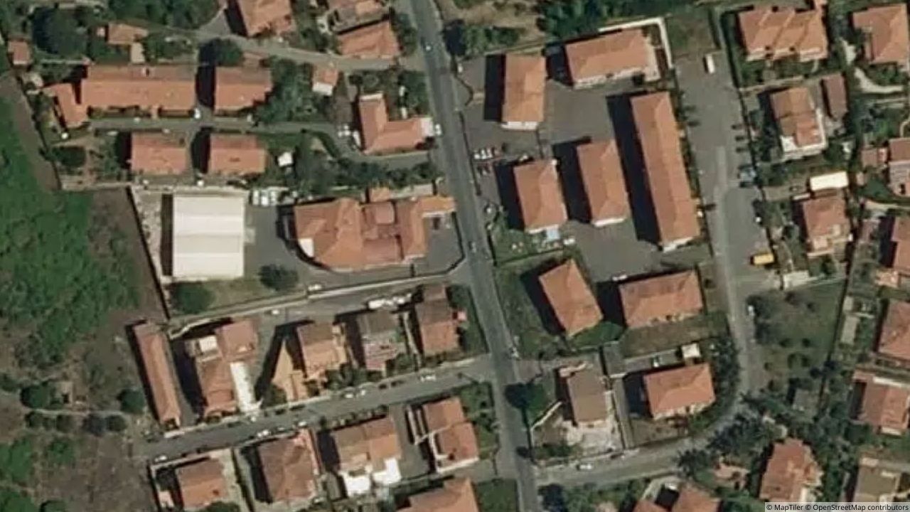 Immobile Commerciale a Aci Sant'Antonio (CT) - lotto 1
