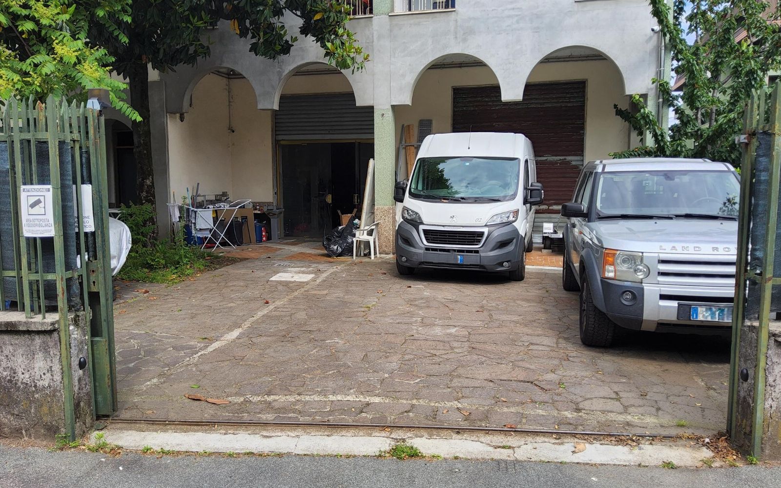 Opslagruimte en garage in Castellanza (VA)