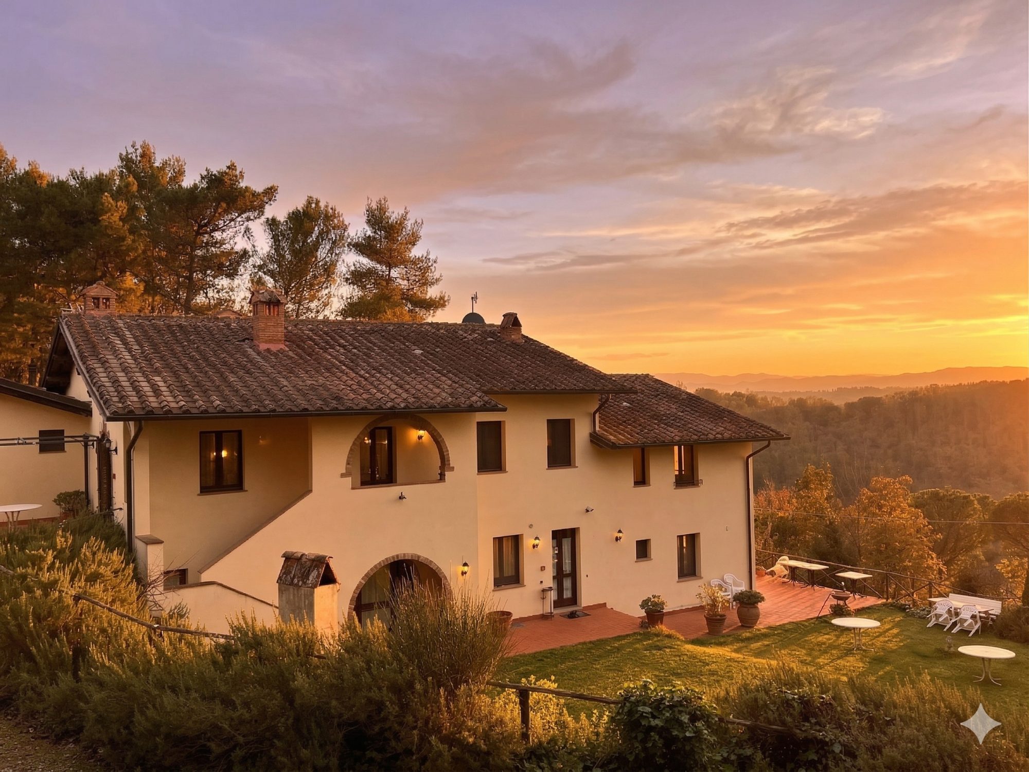 Country House sulle Colline Toscane al tramonto